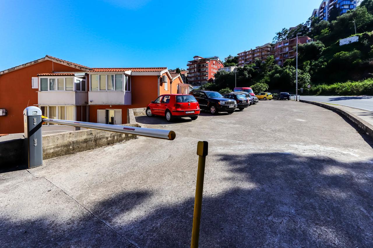 Apartment Mario Будва Экстерьер фото